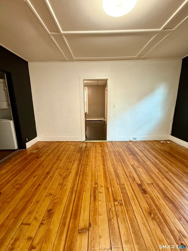 Building Photo - 39 Loveland St