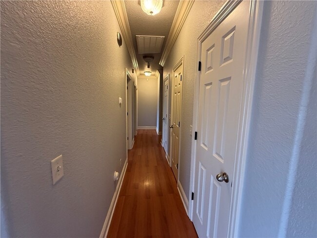 Building Photo - 4600 S Old Wire Rd