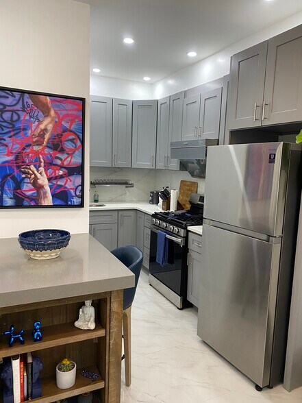 Building Photo - 24455 61st Ave