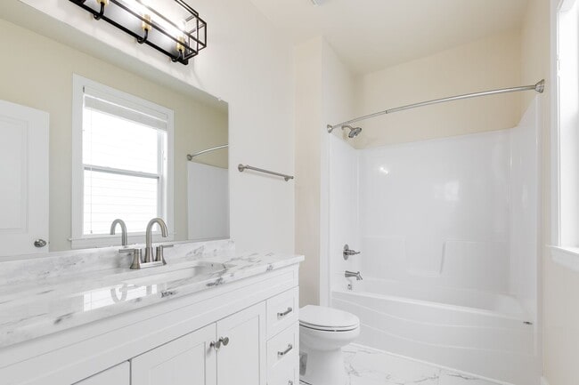 Building Photo - 1204 N 30th St