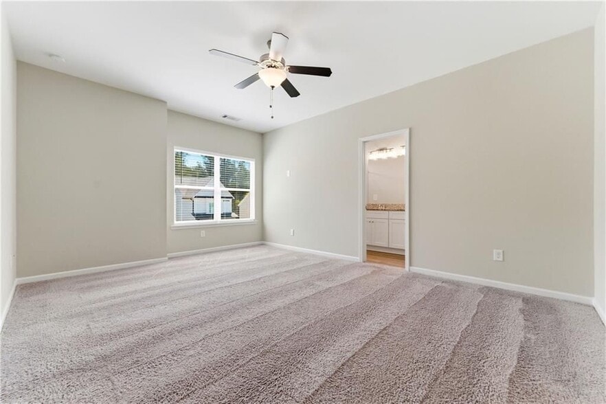 Building Photo - 231 Eva Wy