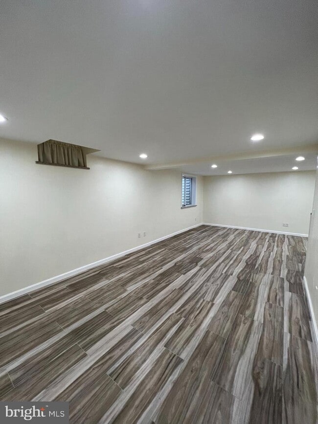 Building Photo - 7509 Cove Point Way