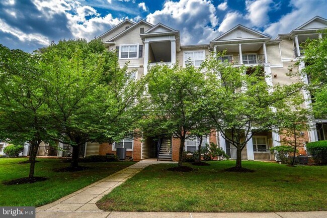 Building Photo - 13502 Derry Glen Ct