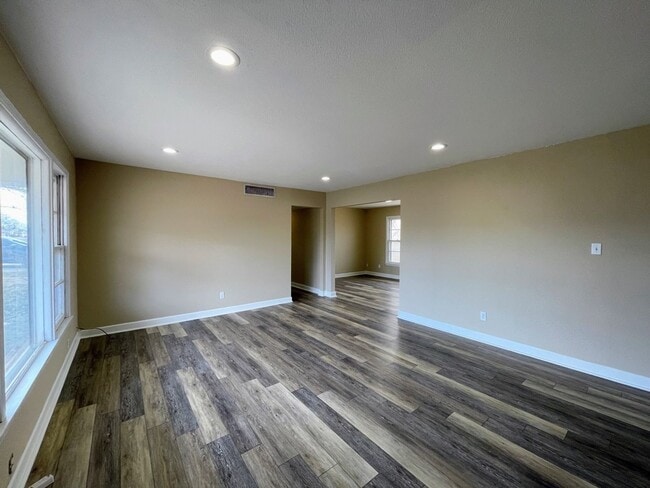 Building Photo - Snyder’s Best-Kept Secret – Modern 2-Bed Retreat Steps From Towle Park & Pool