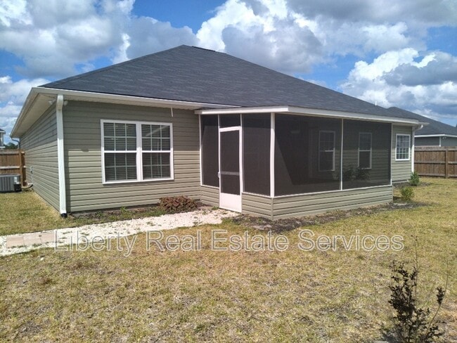 Building Photo - 729 Burke Dr