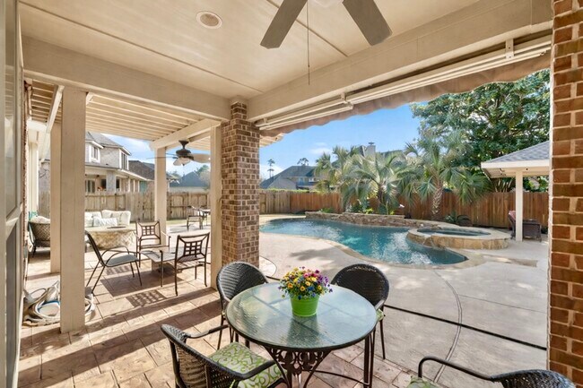 Building Photo - 14318 Red Creek Cove Ln