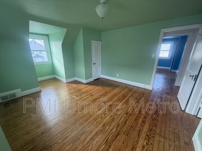 Building Photo - 33 Portship Rd