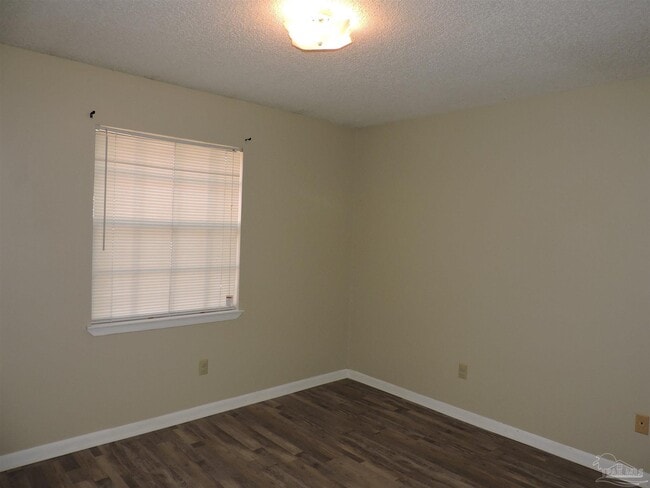 Building Photo - 5099 Yacht Harbor Cir