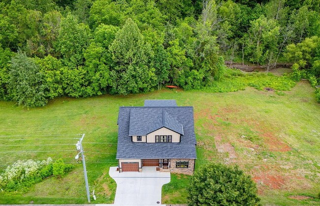 Building Photo - 1007 Shadyside Dr