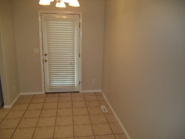 Building Photo - 410 W Mule Ct