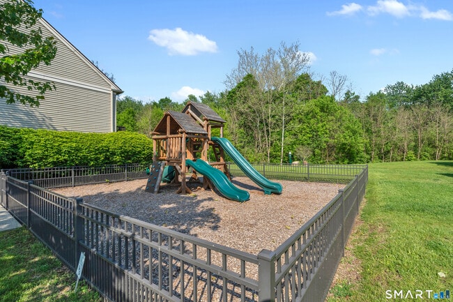 Building Photo - 6 Glen Ridge Ct