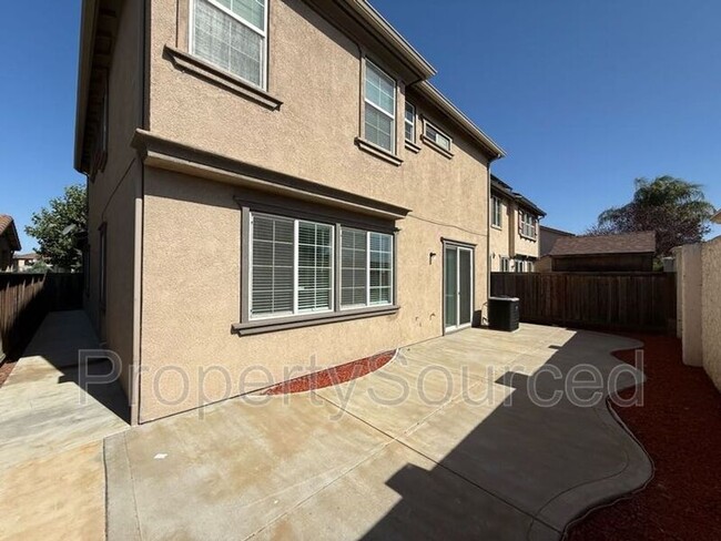 Building Photo - 17482 Ferndale St