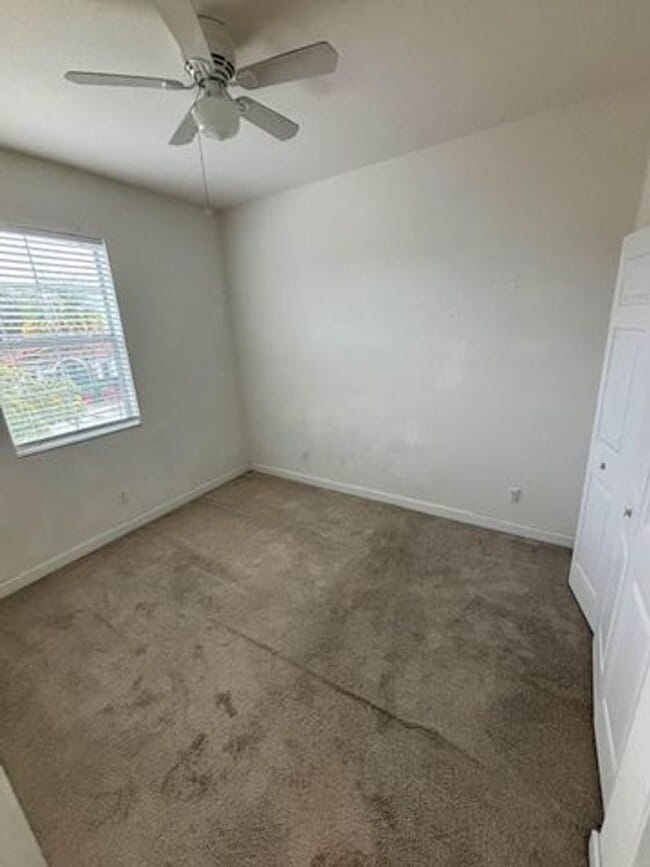 Building Photo - 4323 BRAXTON AVE