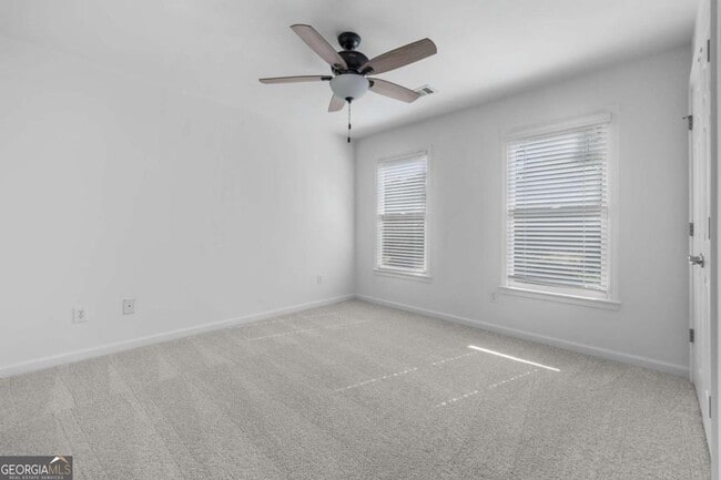 Building Photo - 1475 Boomer Cir