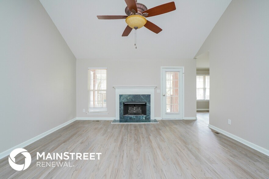 Building Photo - 604 Woodland Hills Dr