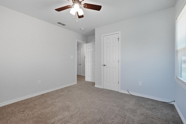 Building Photo - 4518 Edgemont Dr