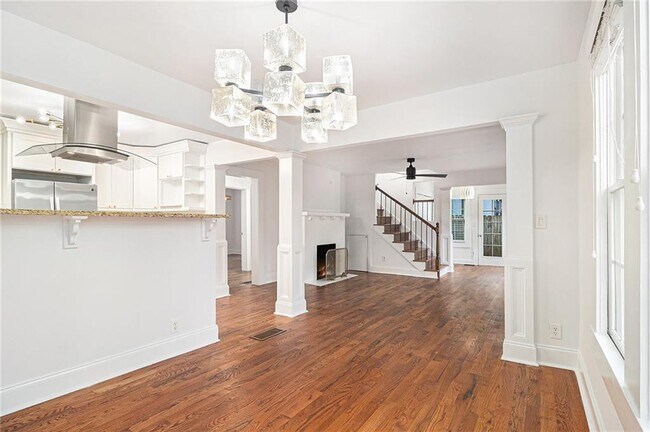 Building Photo - 1719 Flat Shoals Rd SE