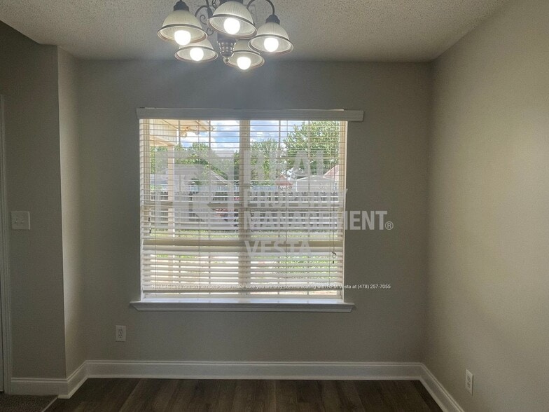 Building Photo - 313 Canterfield Dr
