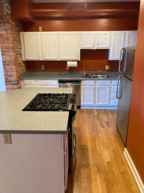 Building Photo - 432 E Rich St