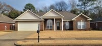 Building Photo - Bridge Creek Reserve in Prattville