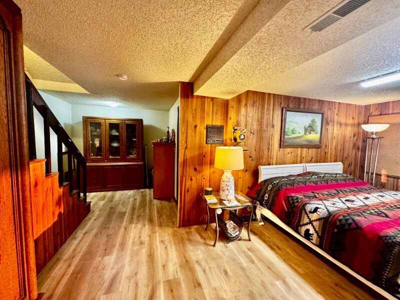 Building Photo - 10709 Marine View Dr