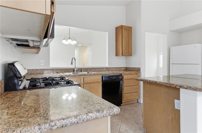 Building Photo - 6670 Cinnabar Coast Ln