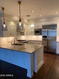 Building Photo - 4909 N Woodmere Fairway