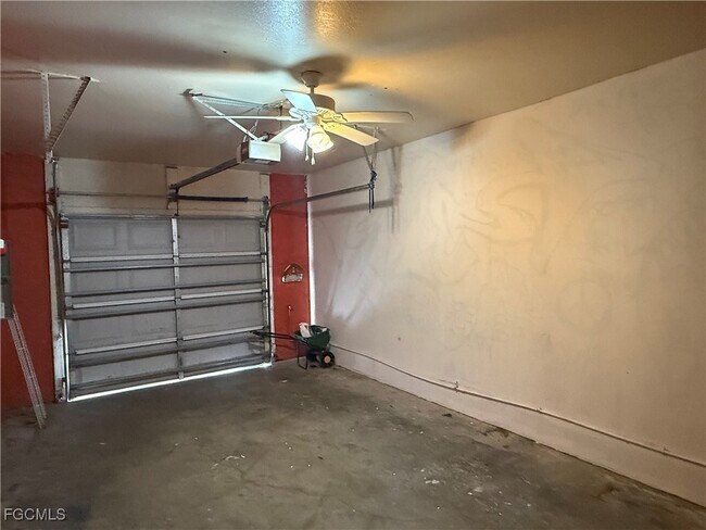 Building Photo - 633 Alabama Rd S