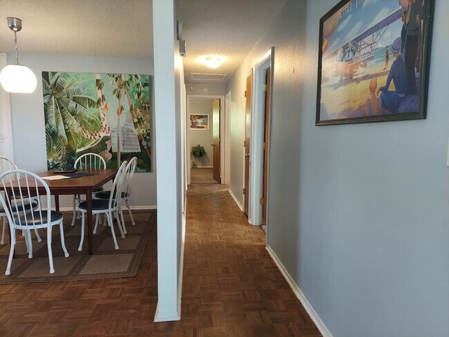 Building Photo - Unfurnished Annual rental -Single family h...