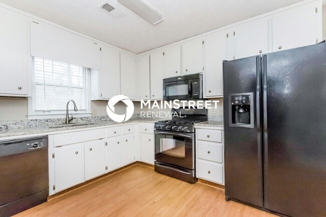 Building Photo - 3 Bedroom Pet-Friendly Home in Acworth, GA...