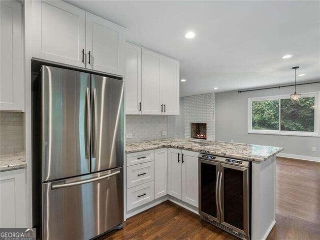 Building Photo - Atlanta Rental with Space, Style & Unbeatable Location
