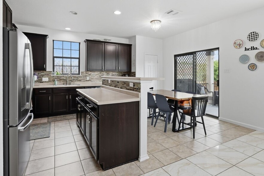 Building Photo - 1083 Tumbleweed Trail