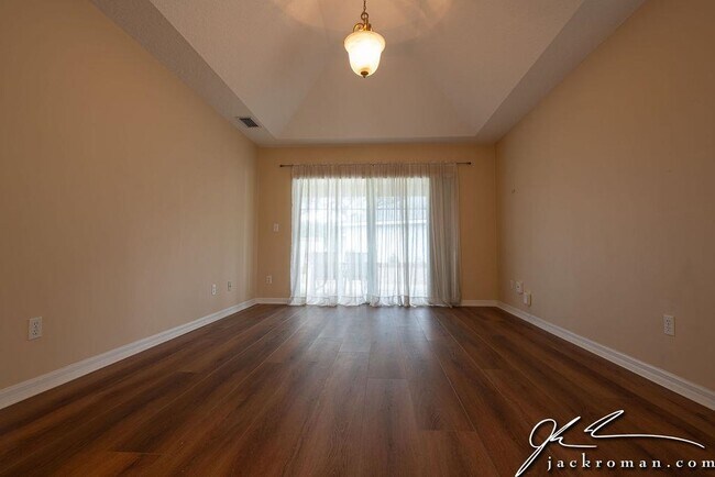 Building Photo - 900 Windward Way