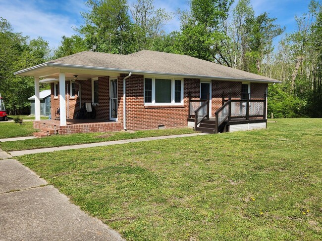 Building Photo - S BATTLEFIELD BLVD FOR RENT!!