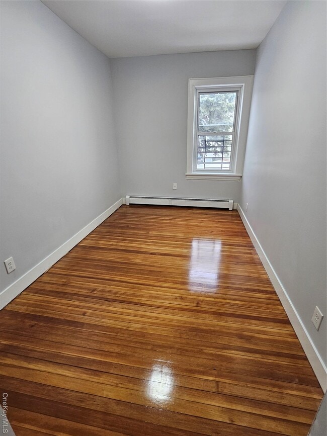 Building Photo - 78-32 87th Ave