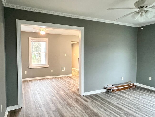 Building Photo - 3209 Chesham St