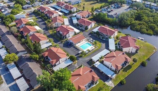 Building Photo - 9940 Eagles Point Cir