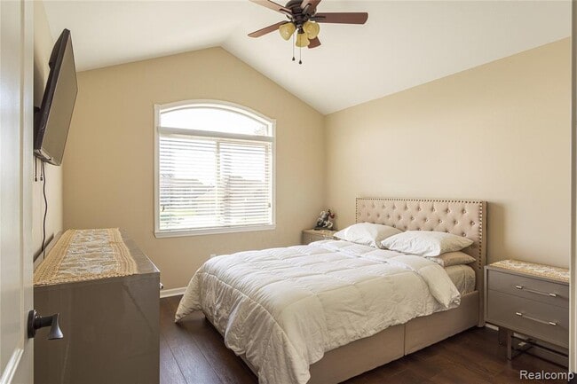 Building Photo - 15357 Prentice Ct