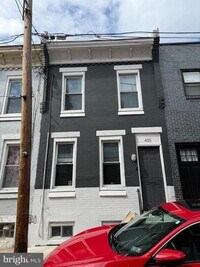 Building Photo - 435 Mercy St