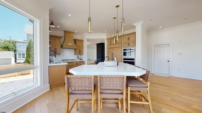 Building Photo - 31 Seaside Ct