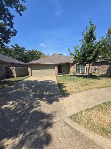 Primary Photo - 1359 Cleardale Dr