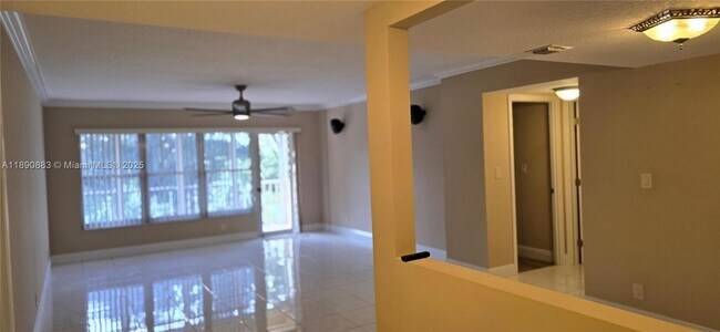 Building Photo - 10777 W Sample Rd