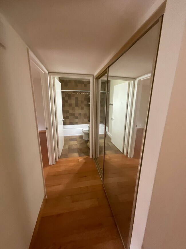 Building Photo - 147 Lemon Grove