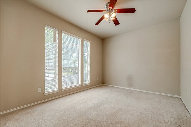 Building Photo - 16010 Juniper Shores Dr