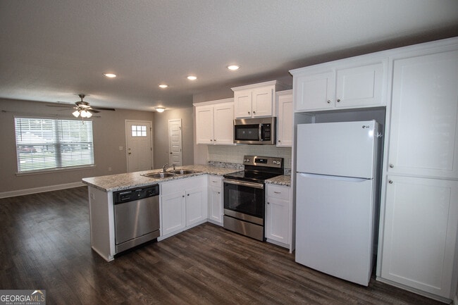 Building Photo - 136 Bull Bay Dr