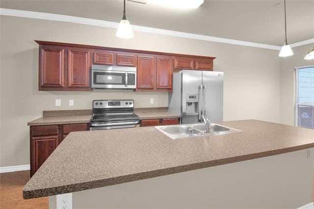 Building Photo - 5416 Del Rey Dr