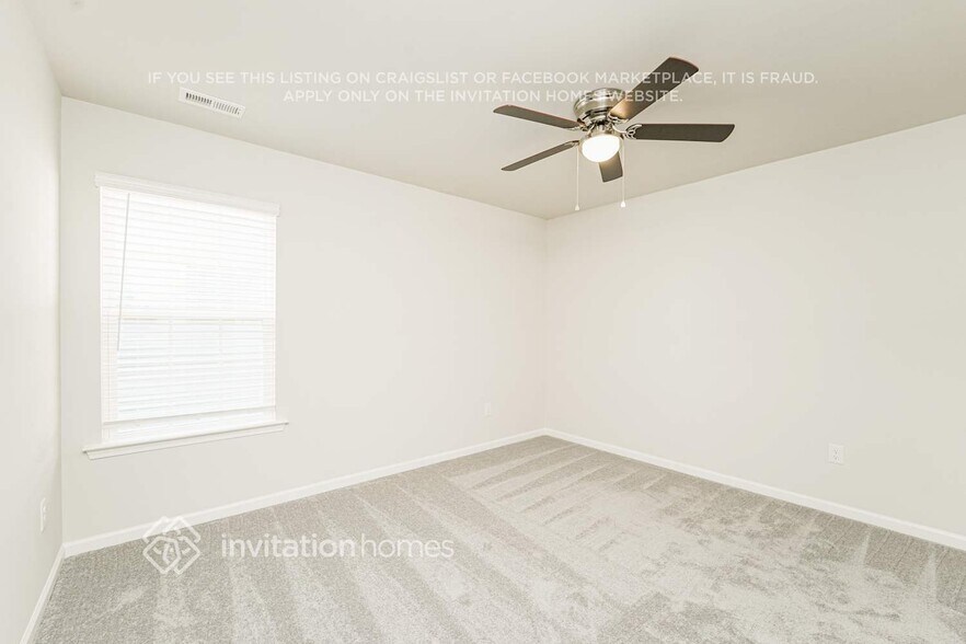 Building Photo - 6481 Fairfax Ct