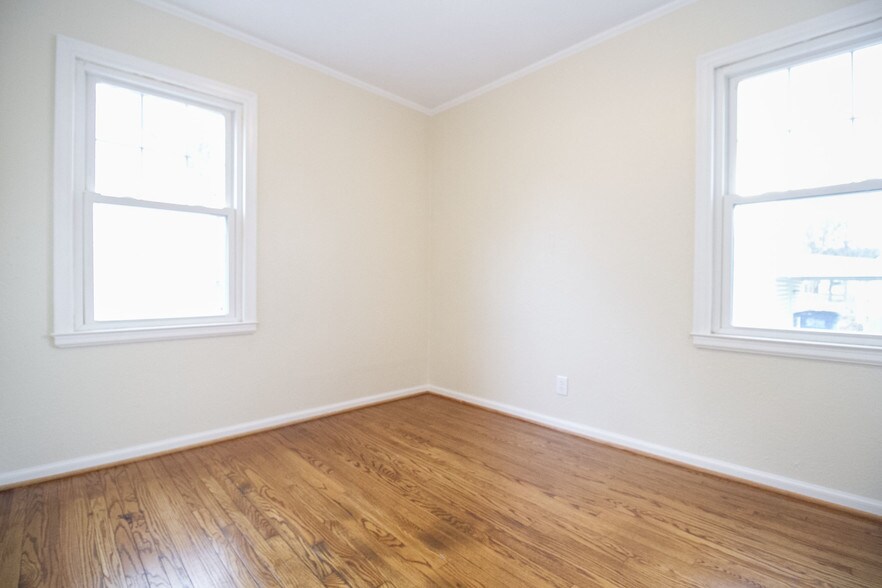 Building Photo - 1137 Cribb St