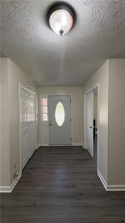 Building Photo - 2421 Fieldstone Dr SE