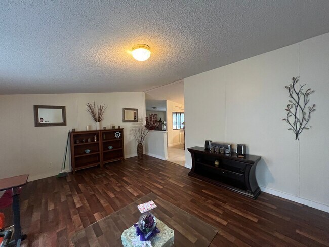 Building Photo - AVAILABLE MID-MARCH 2026! (Pet Friendly)